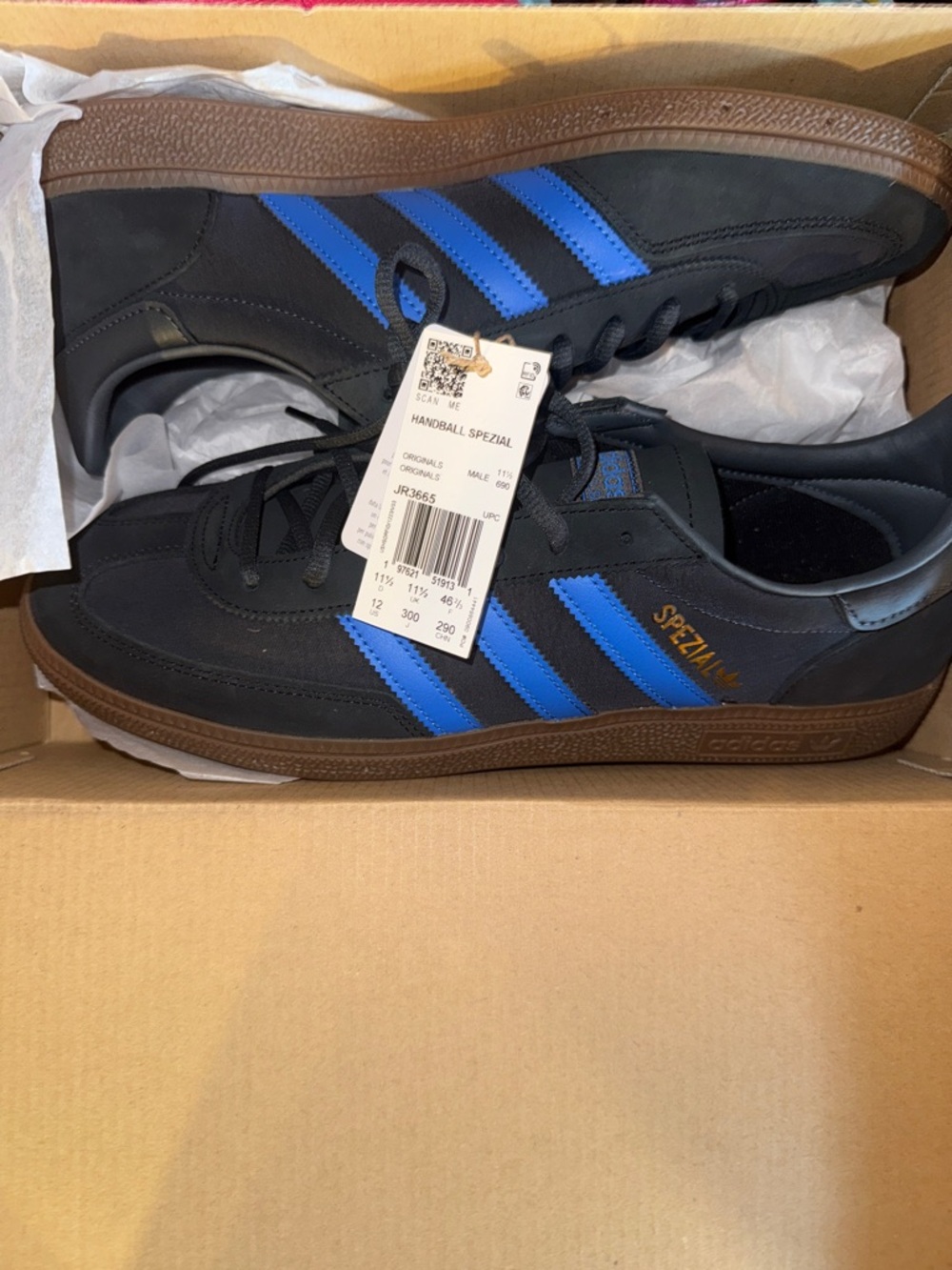 Brand new 12 adidas Handball Spezial Men’s Black with Blue Stripes and Gum Sole